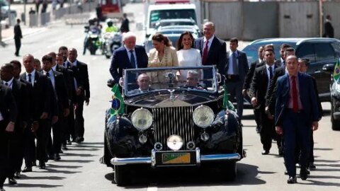 Lula e Alckmin são empossados no Congresso Nacional