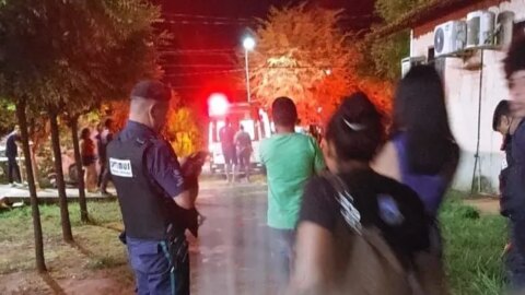Estudante cai do 2º andar de um dos blocos do campus da UFCG, no Sertão da PB; SAMU encaminhou a vítima ao hospital