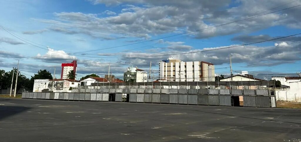 Terreiro do Forró começa a ser preparado para para mais um São João de Patos. Festa deve reunir 450 mil pessoas e 5 dias