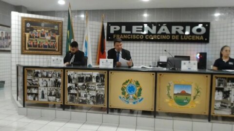 Câmara Municipal de Santa Terezinha realiza 8ª sessão ordinária com aprovação de projetos de lei e requerimentos
