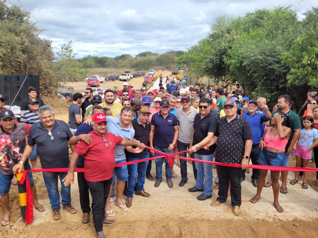 Prefeitura de Catingueira entrega mais uma obra para a população