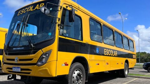 Justiça proíbe município de Pombal de exigir título de eleitor a estudantes para acesso a transporte universitário
