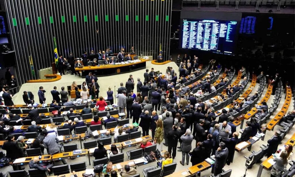 STF forma maioria para diminuir número de deputados federais da Paraíba