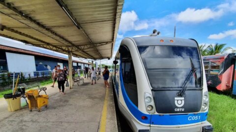 Mulher descobre gravidez na hora do parto e dá à luz em estação de trem na Paraíba