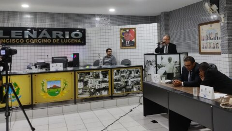 Vereadores de Santa Terezinha-PB batem boca e Presidente é obrigado a cancelar Sessão