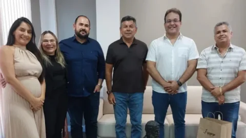 UNIFIP VALE: João Leuson reúne-se com representantes do Município de Piancó