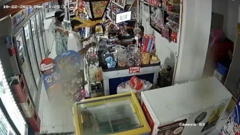 Bandidos armados fazem assalto em loja de conveniências em Patos