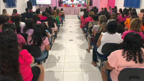 Prefeitura de Catingueira reúne mais de 150 mulheres em palestra alusiva ao Outubro Rosa
