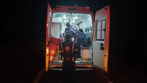 Idoso fica gravemente ferido em acidente envolvendo duas motos em Patos