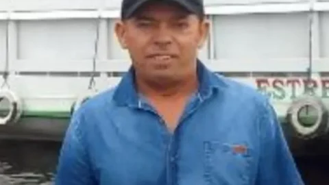 Criminosos invadem casa, matam homem e deixam filho baleado, no Sertão da PB