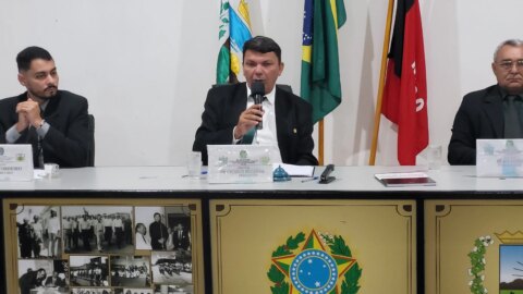 Presidente da Câmara de Santa Terezinha, Francisco Bezerra, elabora projeto de lei que diminui carga horário trabalhista de pais de crianças autistas