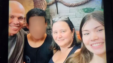 Adolescente mata pais e irmã em São Paulo, após levar bronca e ficar sem celular: “Faria tudo de novo”