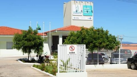Estudante de medicina é presa suspeita de furtar computador durante estágio em Maternidade de Patos