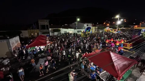 Pelo 4° ano consecutivo, Prefeitura de Catingueira realiza festa das crianças em praça pública