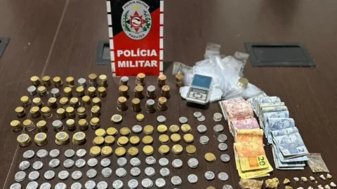 ROTAM prende suspeitos de furto e tráfico de drogas em Patos