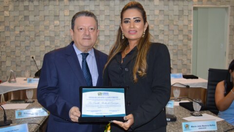Desembargador Onaldo Queiroga recebe Título de Cidadão Catingueirense e destaca o forte laço que tem com o município