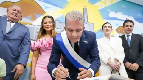 Empossado para 4º mandato, Nabor promete “Patos cada vez melhor”