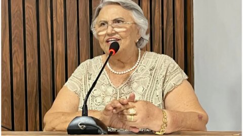 Anete Loureiro é empossada para o segundo mandato como prefeita de Emas-PB