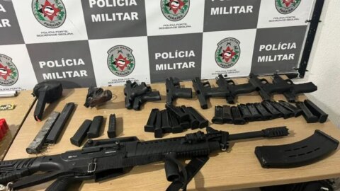 Operação prende oito integrantes de facção criminosa, apreende armas e 500 munições, na PB