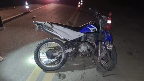 Mulheres morrem em acidente grave entre moto e caminhão, na PB