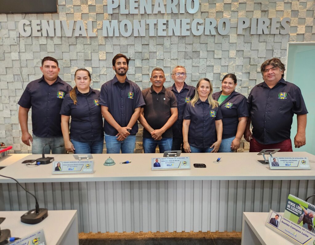 Câmara de Catingueira realiza entrega de novo fardamento aos servidores do Poder Legislativo