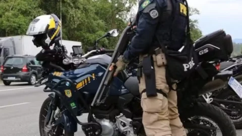 Jovem é preso após tentar furtar moto da PRF e diz que queria “farmar aura”, na Paraíba