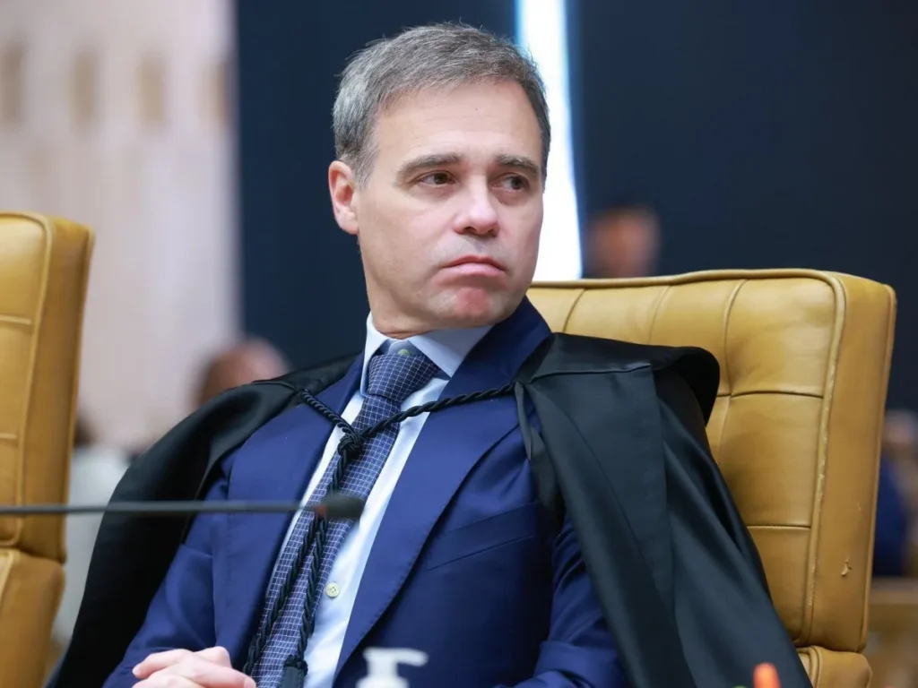 Mendonça determina afastamento do diretor-geral da PF, Andrei Rodrigues