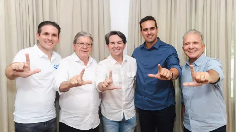 Prefeito de Igaracy deixa Veneziano e anuncia apoio a João Azêvedo para o Senado